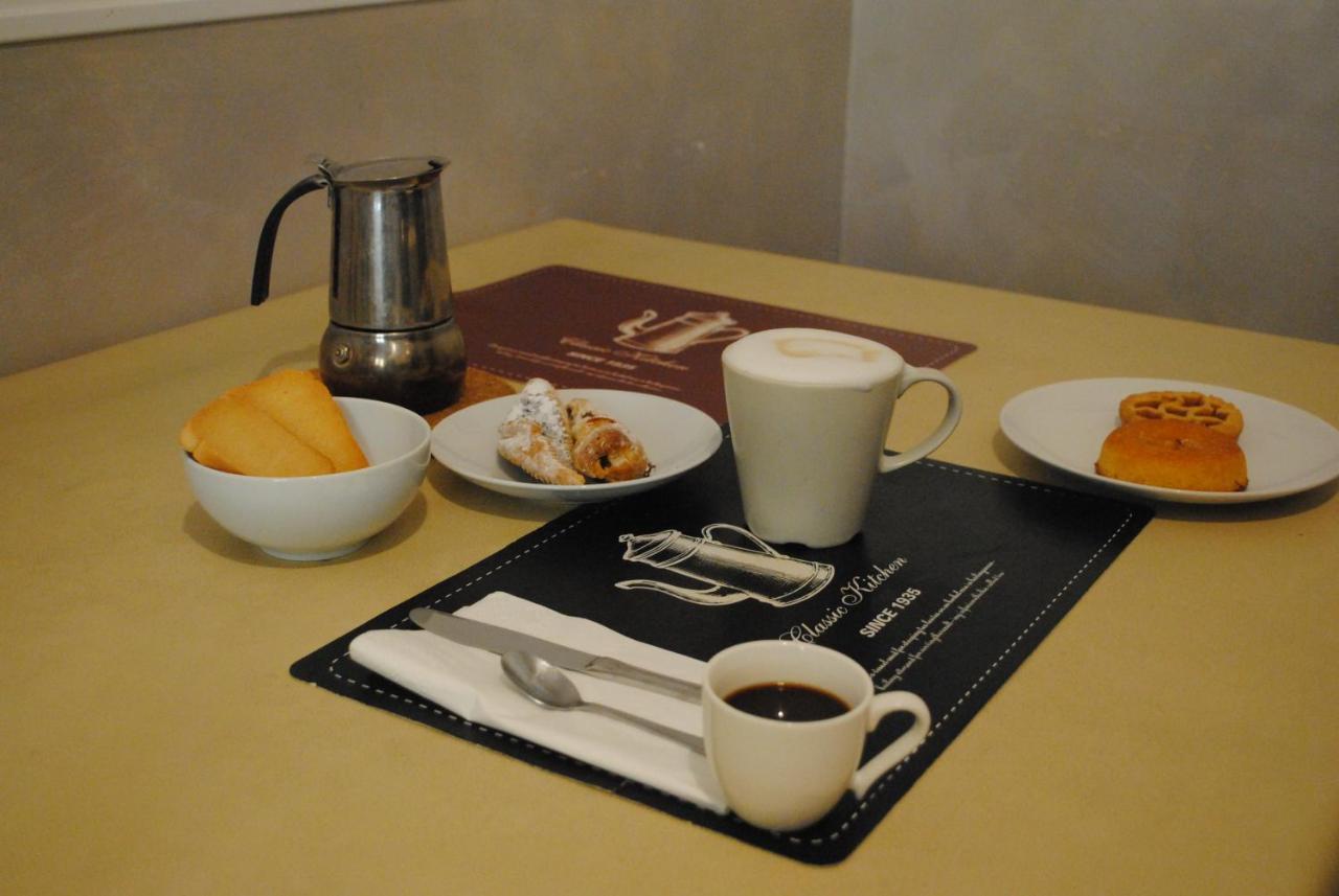 Bed and Breakfast Lombardo Roma Exterior foto